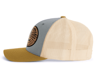 MOUNT RAINIER WOOD 6-Panel Curved Trucker, Richardson 112 Grey
