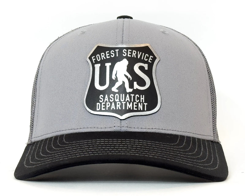 SASQUATCH 6-Panel Curved Snapback, Richardson 112 Silver