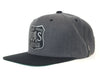SASQUATCH 6-Panel Flat Snapback Grey Black