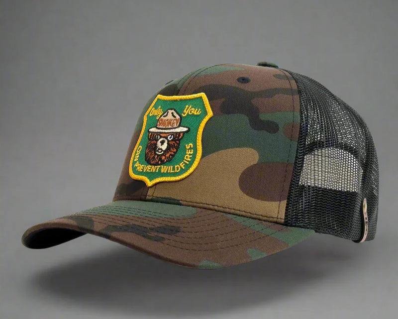 SMOKEY BEAR 6-Panel Curved Camo Hat Green