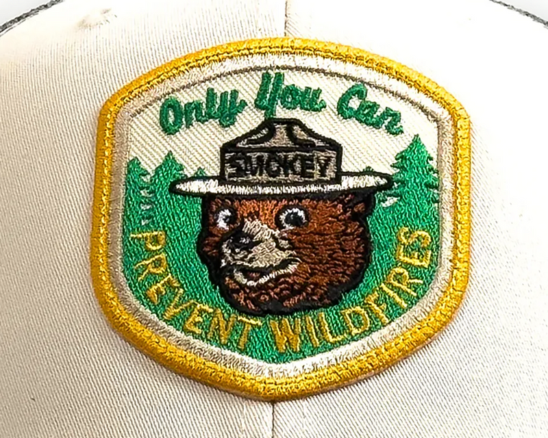SMOKEY BEAR 6-Panel Curved Snapback, Richardson 112 Beige