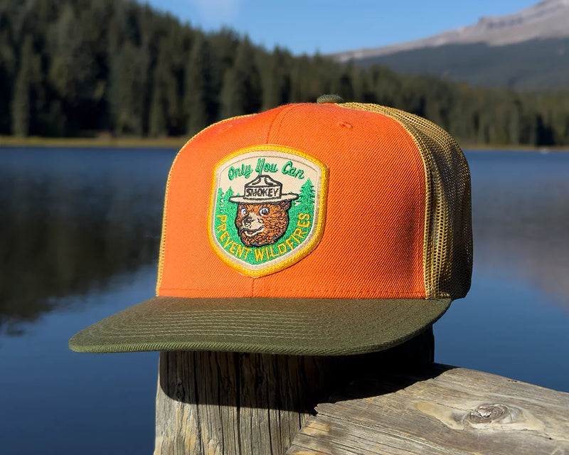 SMOKEY BEAR 6-Panel Flat Snapback Orange Gold