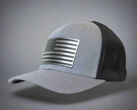 USA CHROME FLAG 6-Panel Curved Flexfit 110M Grey Black