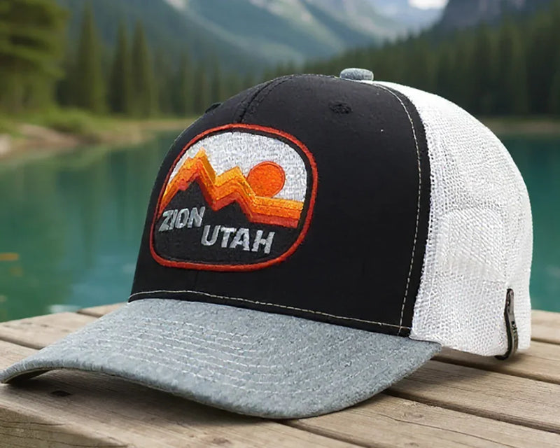 ZION UTAH 6-Panel Curved Snapback, Richardson 112 Black