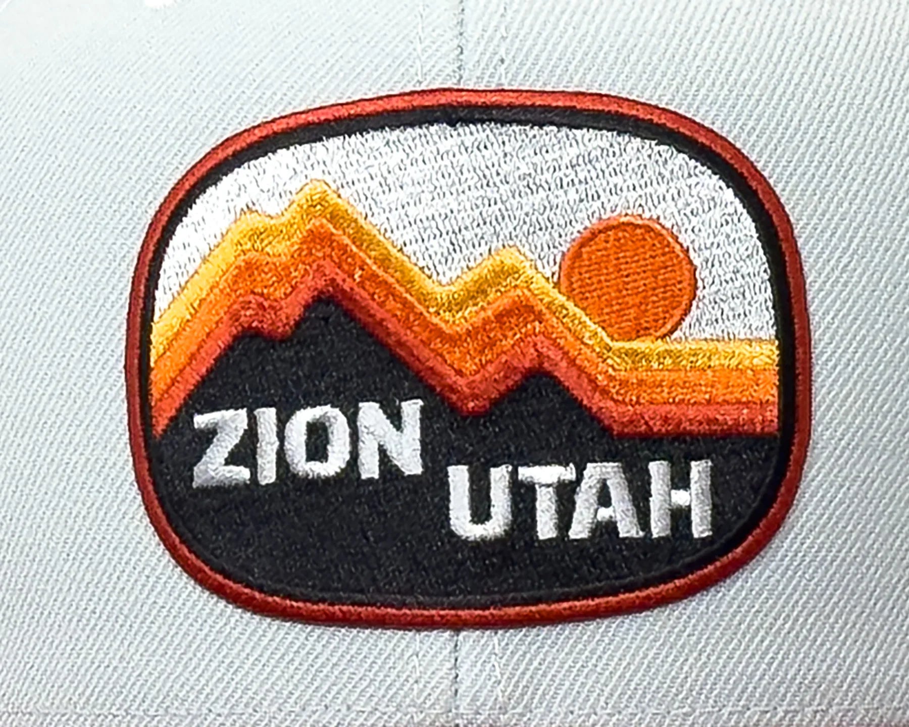 ZION MTN 6-Panel Flat Snapback Grey Black